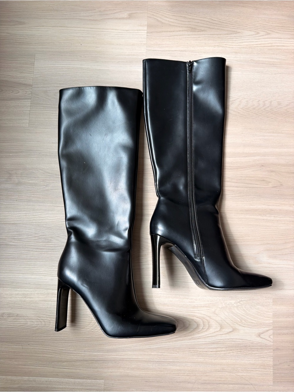 Zara Black Knee-High Stiletto Boots with Side Zip